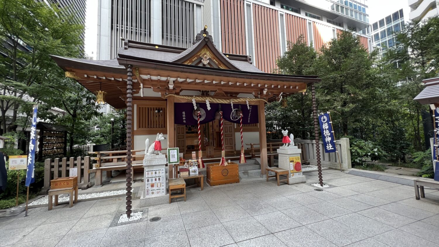 福徳神社の社殿