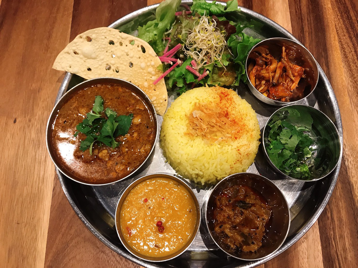 東京カレースタンド ハトノモリの人気カレー