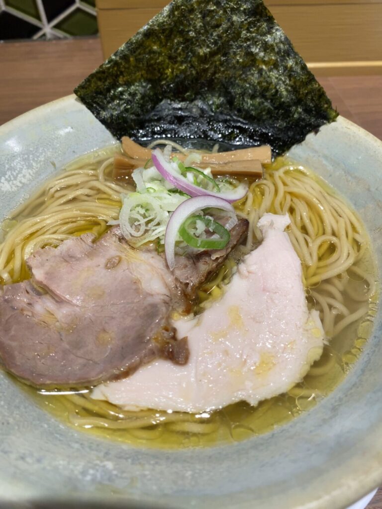 麦苗室町の塩らあめんの写真